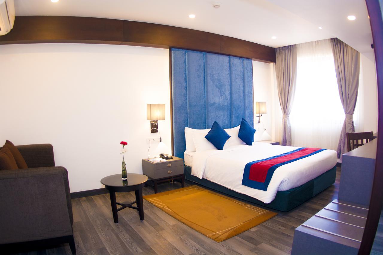 M Hotel Thamel-Kathmandu Bagian luar foto